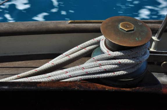 Amarras do nosso veleiro na grande barreira de corais, em Belize